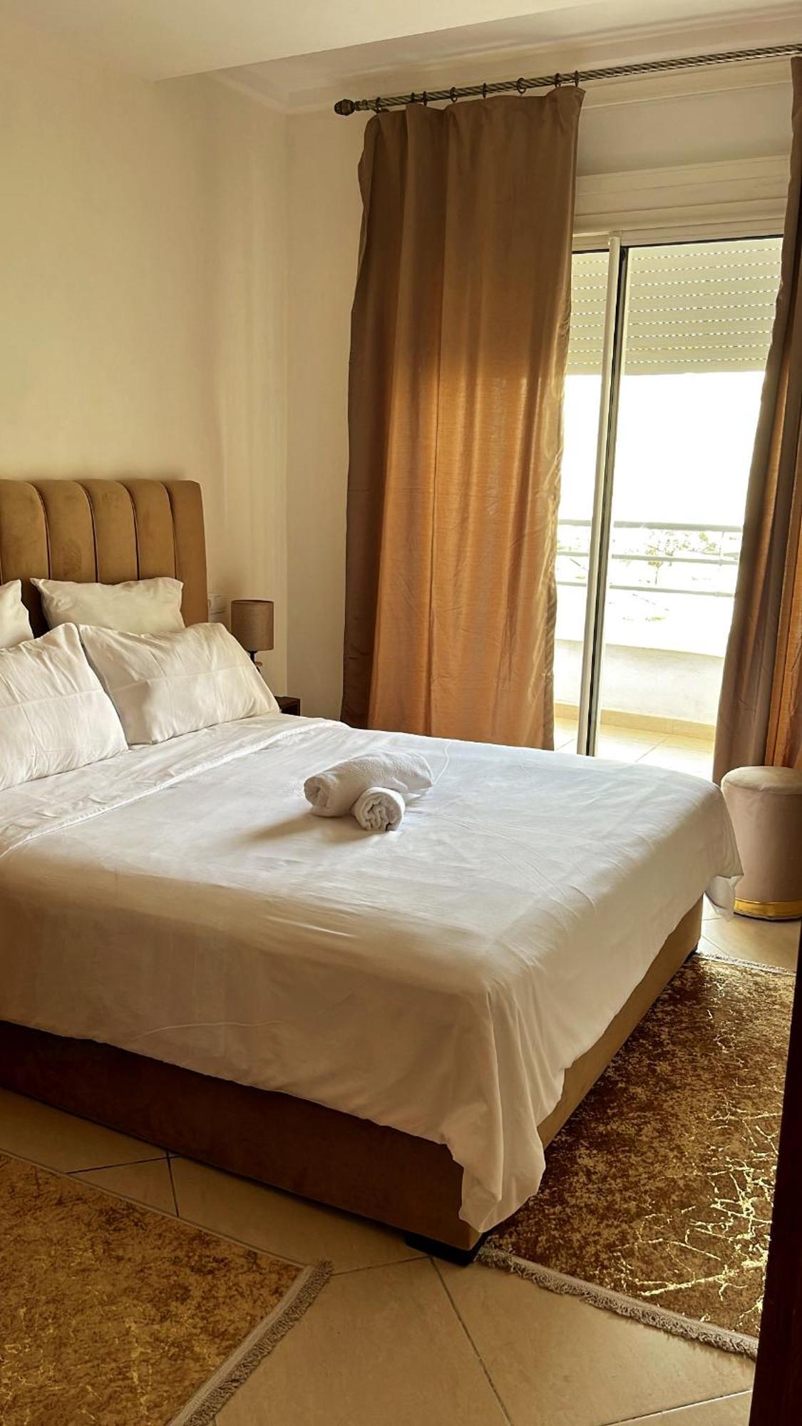 Elegant Appartement Avec Un Acces Piscine Jardin Parking Sous-Sol Et Wifi Haut Debit Fibre Optique Tangeri Esterno foto