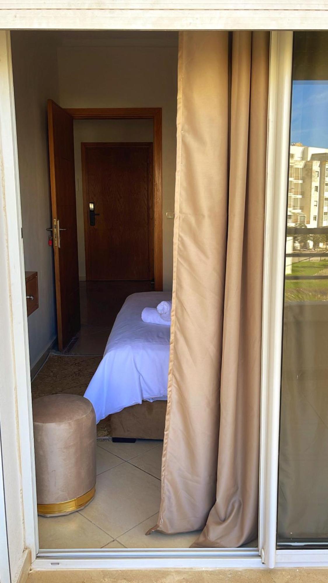 Elegant Appartement Avec Un Acces Piscine Jardin Parking Sous-Sol Et Wifi Haut Debit Fibre Optique Tangeri Esterno foto