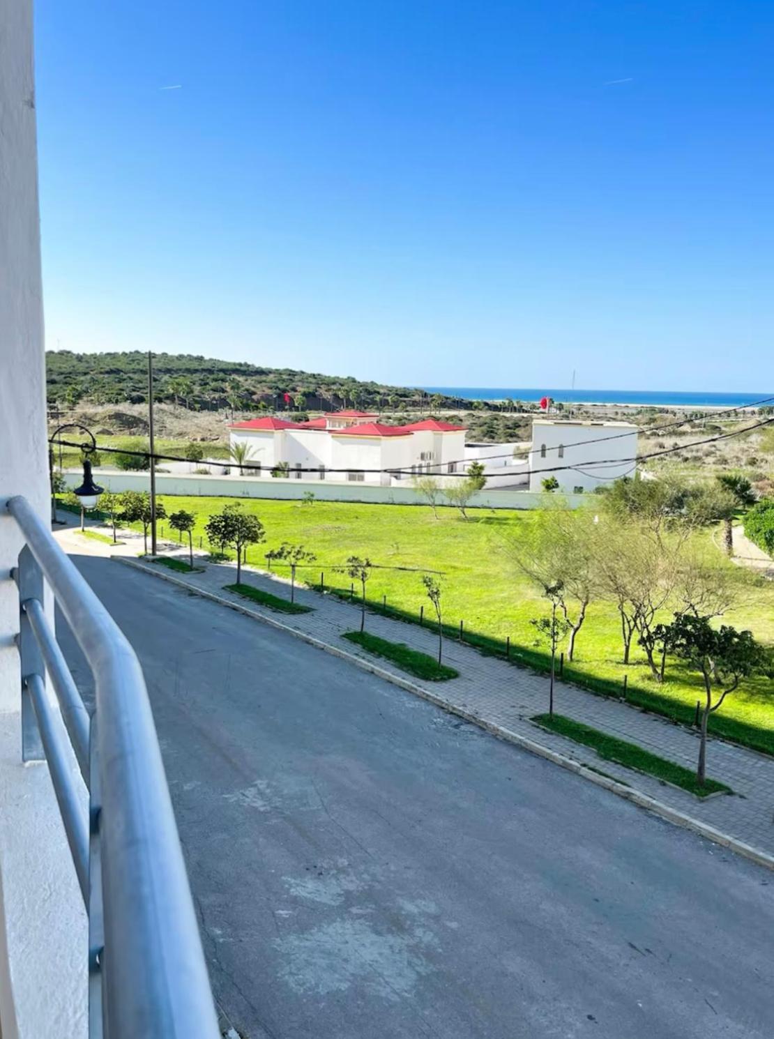 Elegant Appartement Avec Un Acces Piscine Jardin Parking Sous-Sol Et Wifi Haut Debit Fibre Optique Tangeri Esterno foto