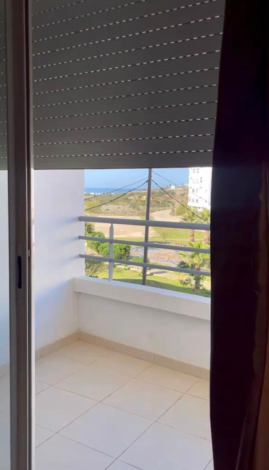 Elegant Appartement Avec Un Acces Piscine Jardin Parking Sous-Sol Et Wifi Haut Debit Fibre Optique Tangeri Esterno foto